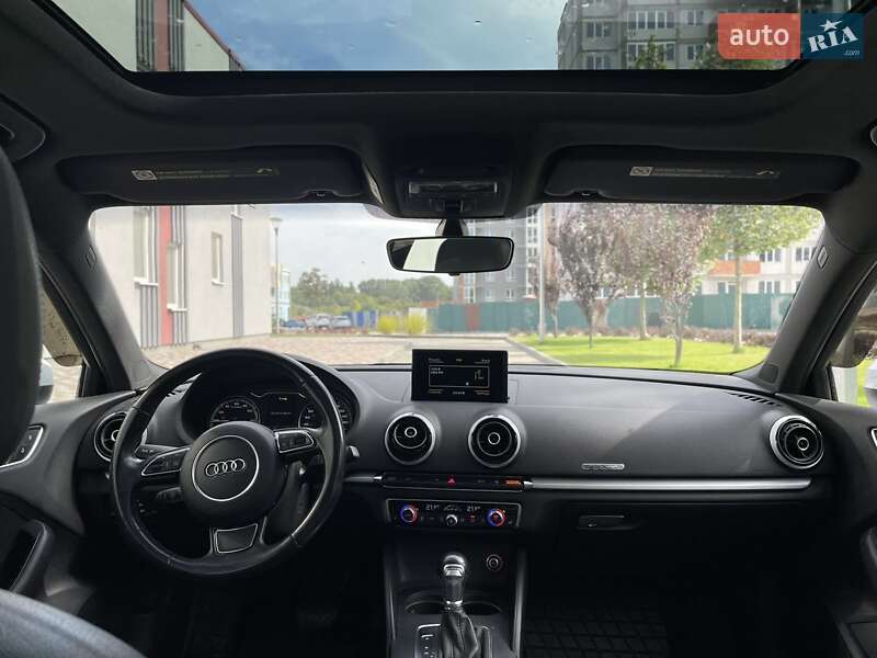 Хэтчбек Audi A3 2016 в Днепре