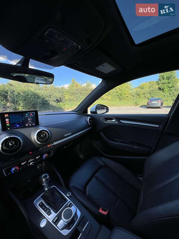 Седан Audi A3 2018 в Львове