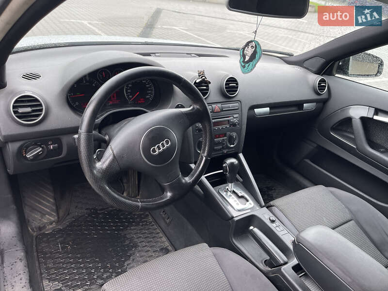 Хэтчбек Audi A3 2004 в Киеве