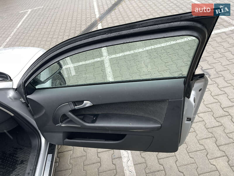 Хэтчбек Audi A3 2004 в Киеве