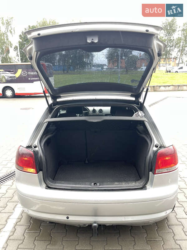 Хэтчбек Audi A3 2004 в Киеве