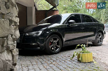 Седан Audi A3 2015 в Львове