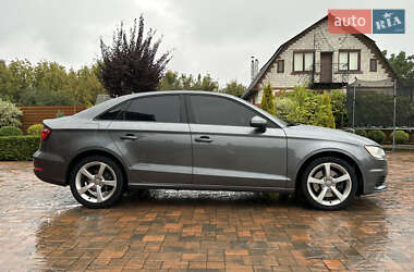 Седан Audi A3 2014 в 