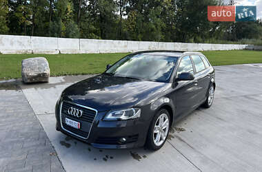 Хэтчбек Audi A3 2010 в Луцке