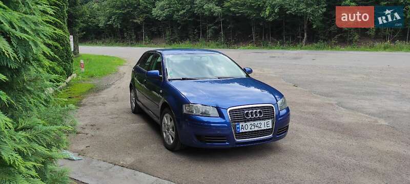 Хэтчбек Audi A3 2006 в 