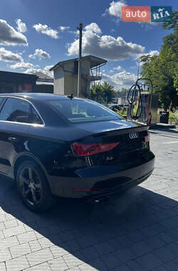 Седан Audi A3 2015 в 