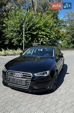 Седан Audi A3 2015 в 