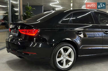 Седан Audi A3 2015 в 