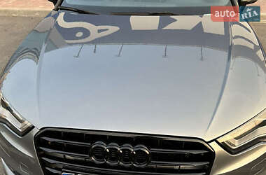Седан Audi A3 2015 в 