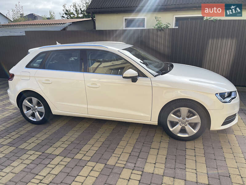 Хетчбек Audi A3 2013 в Хмельницькому