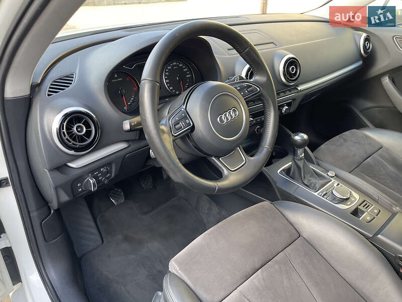 Хетчбек Audi A3 2013 в Хмельницькому