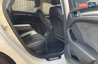 Хетчбек Audi A3 2013 в 