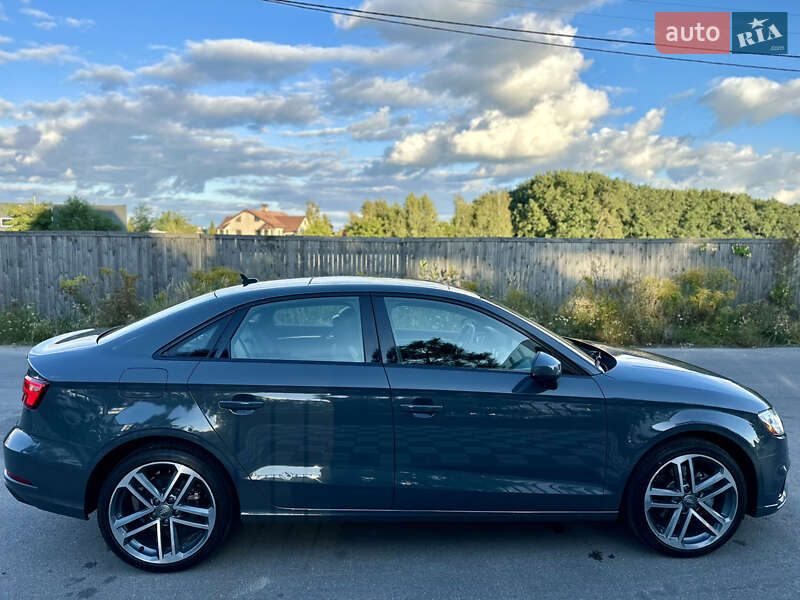 Седан Audi A3 2020 в Киеве