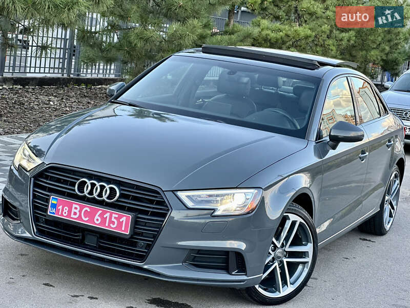 Седан Audi A3 2020 в Киеве