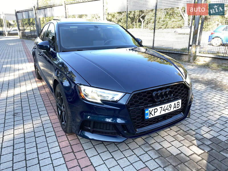 Седан Audi A3 2017 в Запорожье