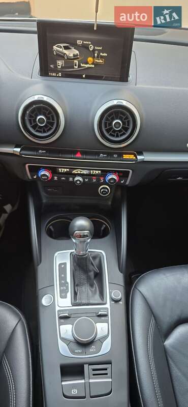 Седан Audi A3 2018 в Бродах