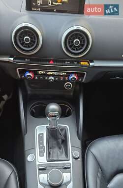 Седан Audi A3 2018 в 