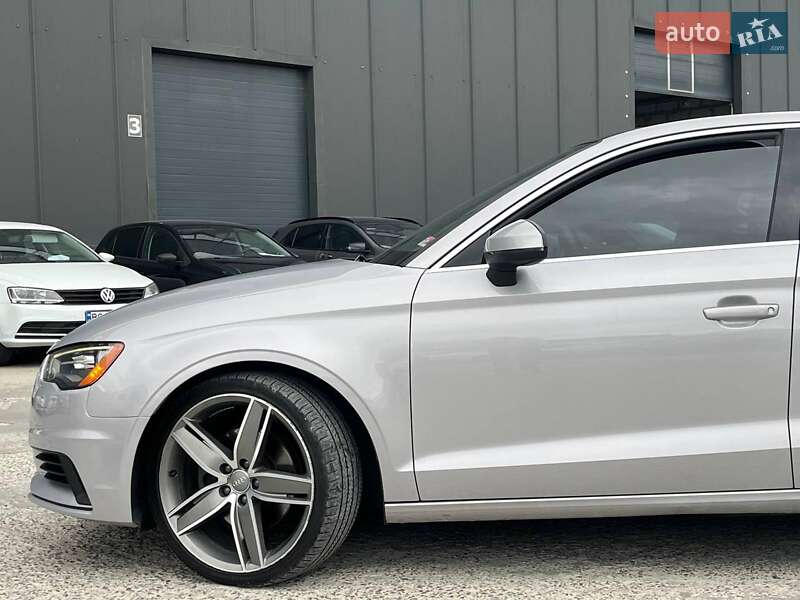 Седан Audi A3 2014 в Львове