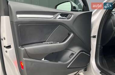 Седан Audi A3 2014 в 