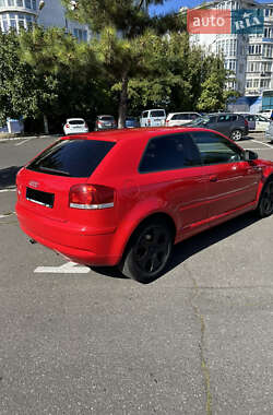 Хетчбек Audi A3 2003 в 