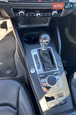 Седан Audi A3 2015 в 