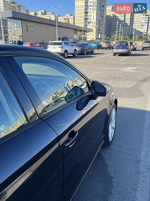 Седан Audi A3 2015 в Киеве