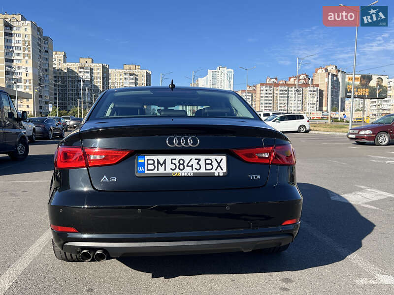 Седан Audi A3 2015 в Киеве