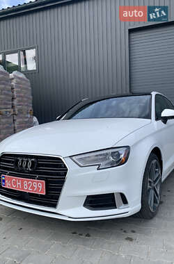 Седан Audi A3 2018 в Киеве