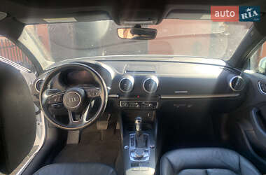 Седан Audi A3 2018 в 