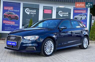 Хэтчбек Audi A3 2016 в Львове