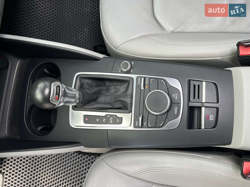 Седан Audi A3 2014 в Вінниці