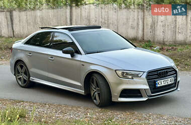 Седан Audi A3 2016 в 