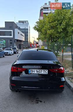 Седан Audi A3 2015 в 