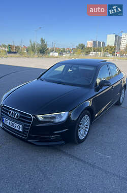 Седан Audi A3 2016 в 