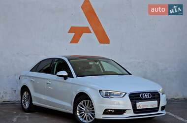 Седан Audi A3 2016 в 