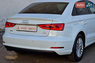 Седан Audi A3 2016 в 