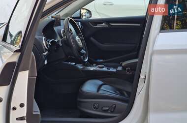 Седан Audi A3 2016 в 