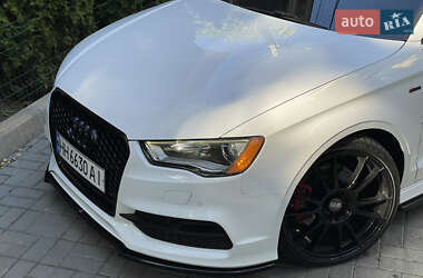 Седан Audi A3 2016 в 