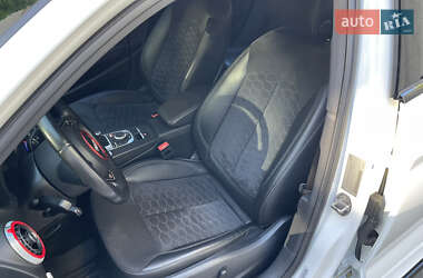 Седан Audi A3 2016 в 