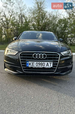 Седан Audi A3 2014 в Кривом Роге