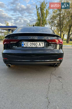 Седан Audi A3 2014 в 
