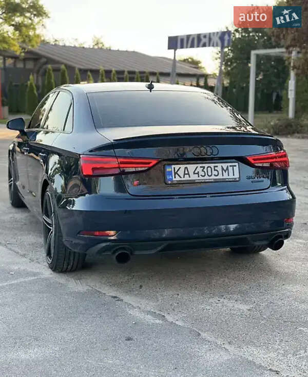 Седан Audi A3 2016 в Чернівцях