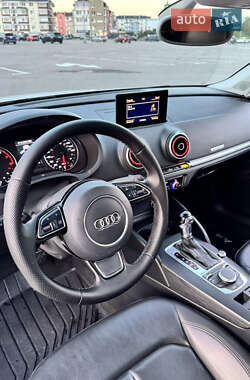 Седан Audi A3 2015 в 
