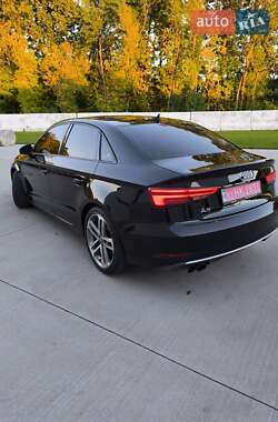 Седан Audi A3 2017 в 