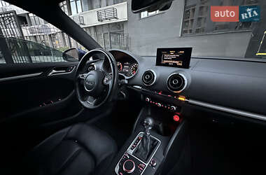 Седан Audi A3 2015 в 