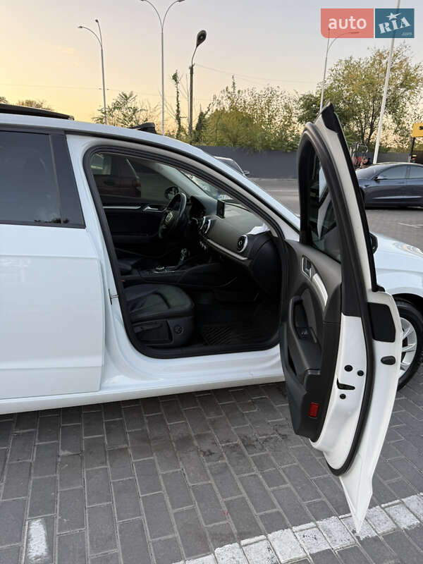 Хэтчбек Audi A3 2015 в Днепре фото 11 Хэтчбек Audi A3 2015 в Днепре