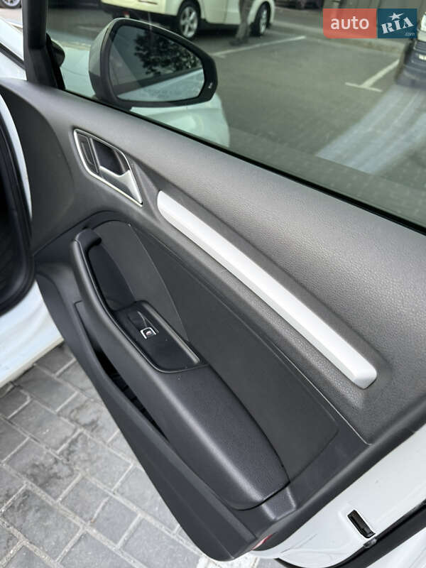 Хэтчбек Audi A3 2015 в Днепре фото 16 Хэтчбек Audi A3 2015 в Днепре