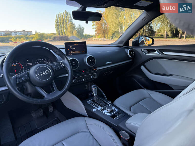 Седан Audi A3 2017 в Пирятині