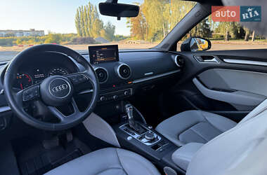 Седан Audi A3 2017 в 