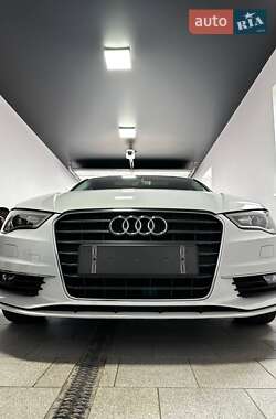 Седан Audi A3 2016 в 